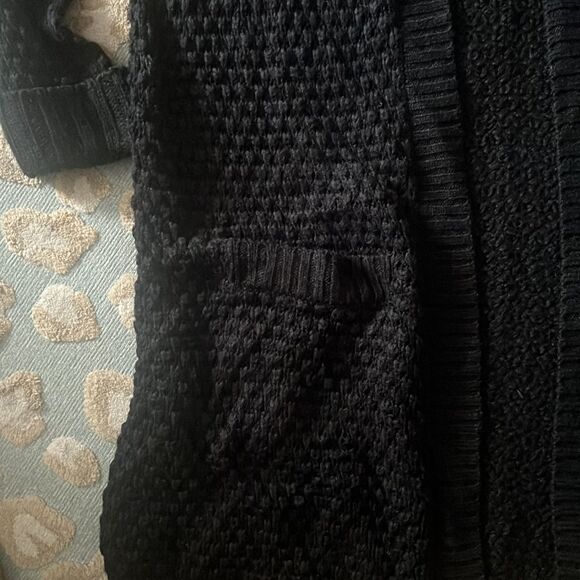 Long black cardigan - Picture 8 of 9